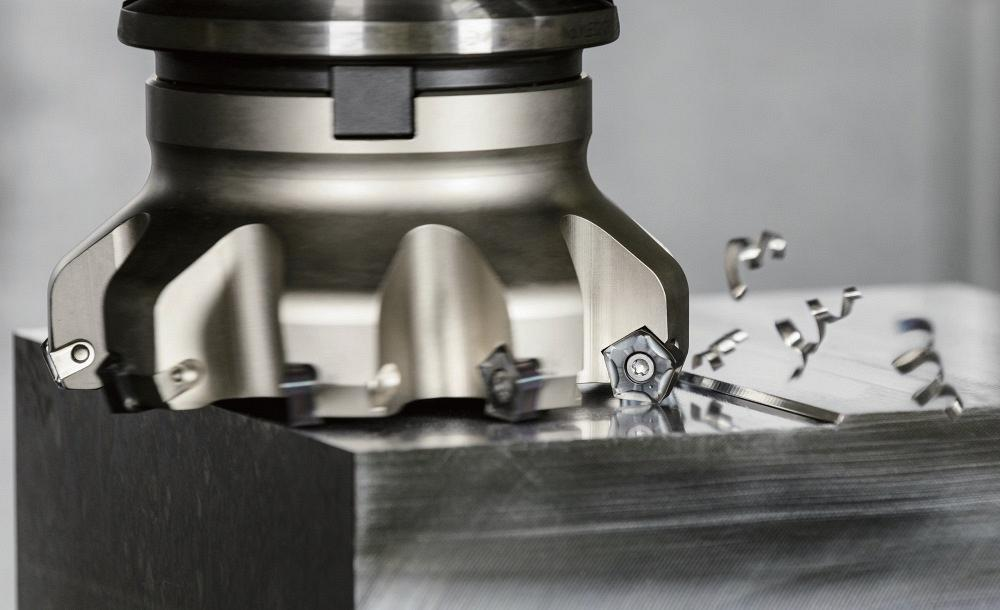 Face Mill vs. End Mill:  Face milling
